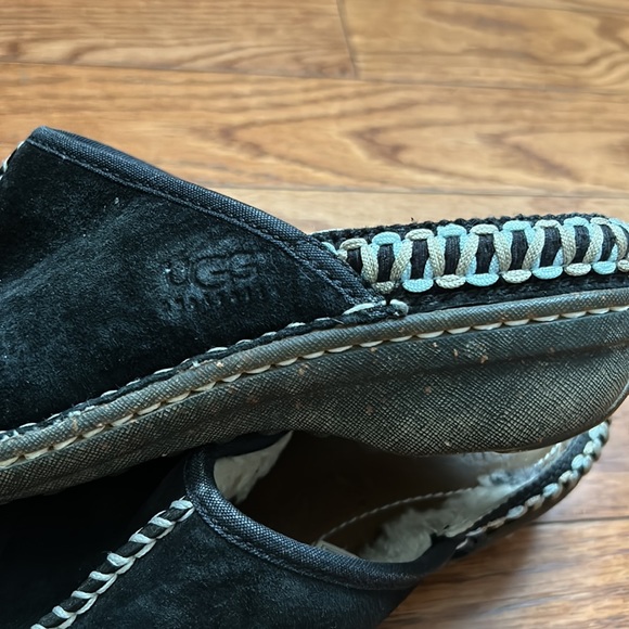 Ugg Australia Kohala Shearling Lined Slip On Clog - Picture 2 of 4